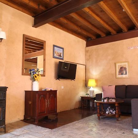 Agrovino Lofou Hotel Luaran gambar