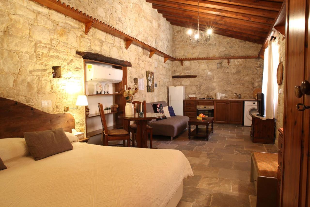 Agrovino Lofou Hotel Luaran gambar