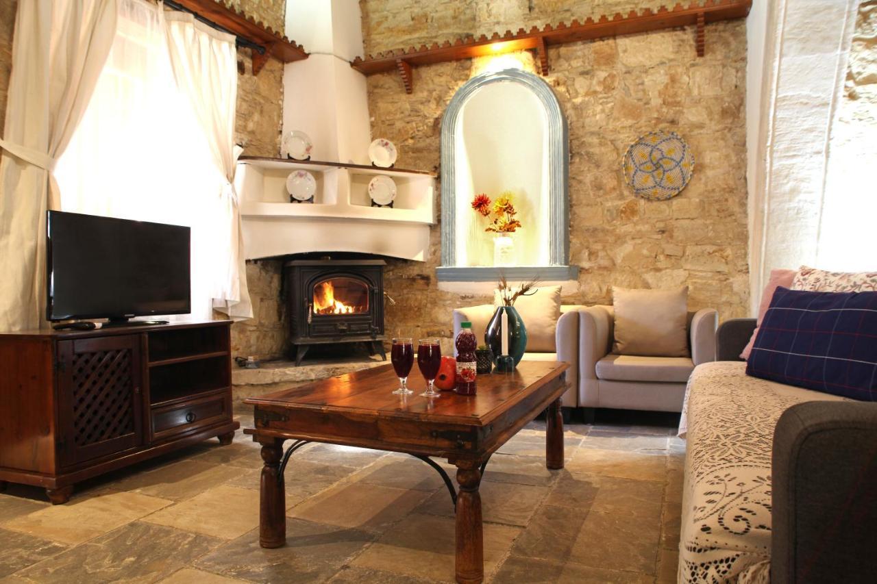 Agrovino Lofou Hotel Luaran gambar