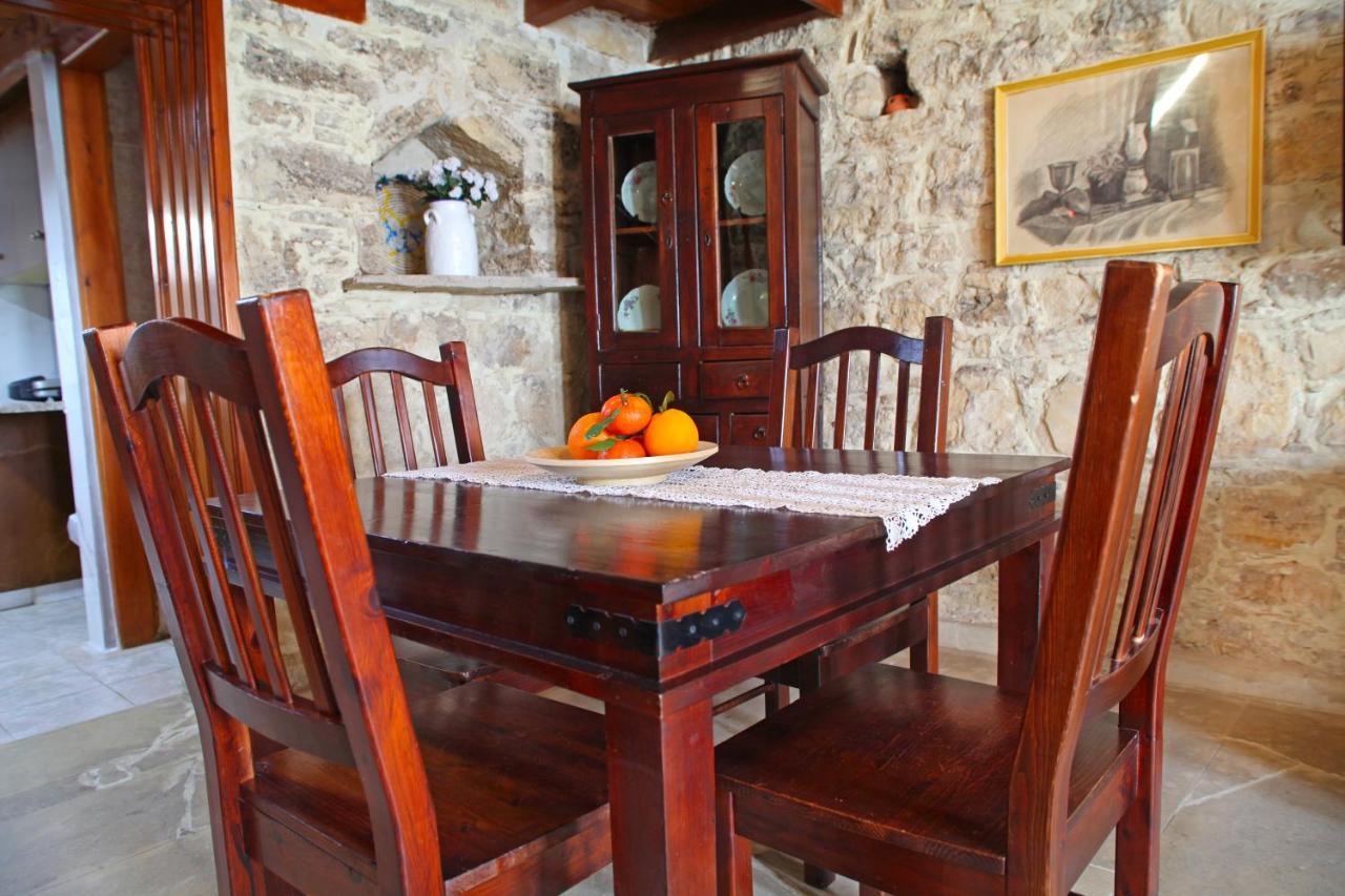 Agrovino Lofou Hotel Luaran gambar