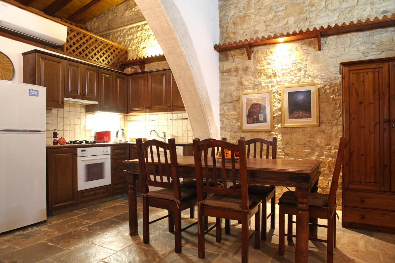 Agrovino Lofou Hotel Luaran gambar