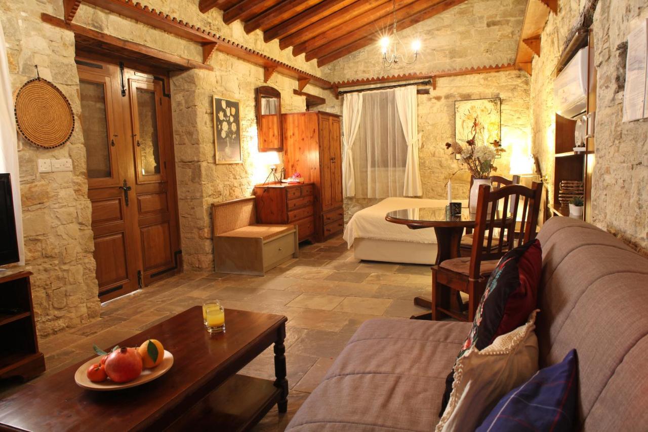 Agrovino Lofou Hotel Luaran gambar
