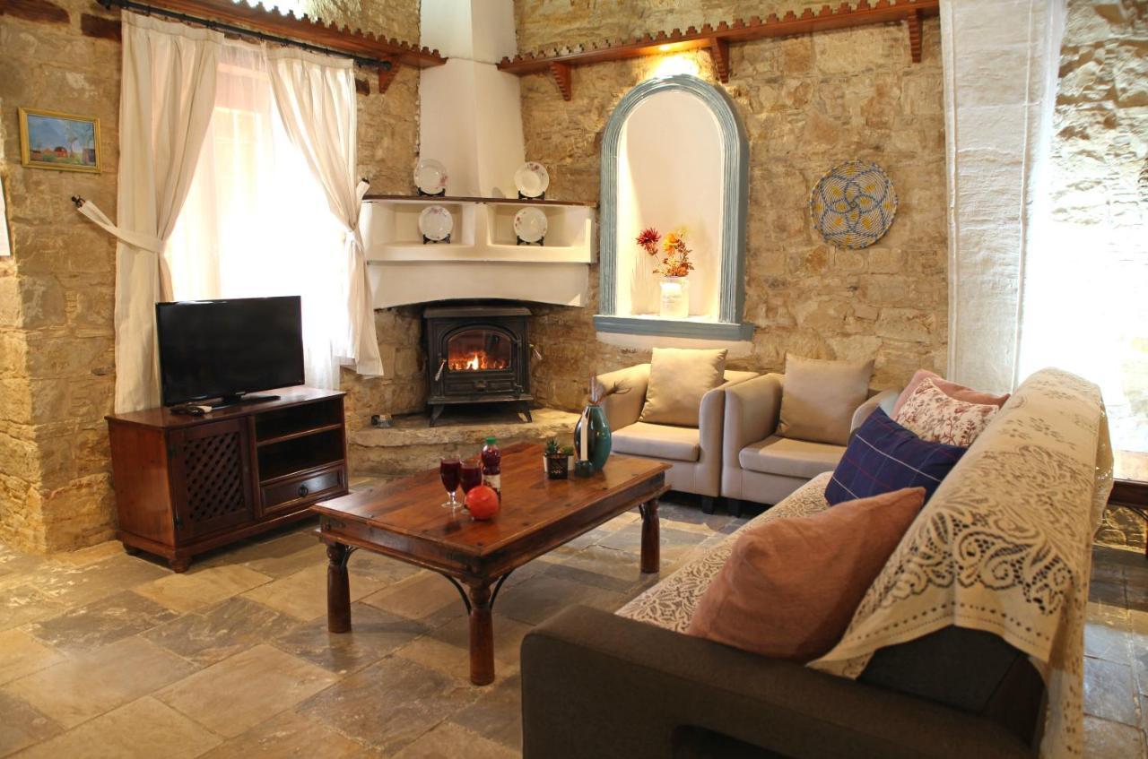 Agrovino Lofou Hotel Luaran gambar