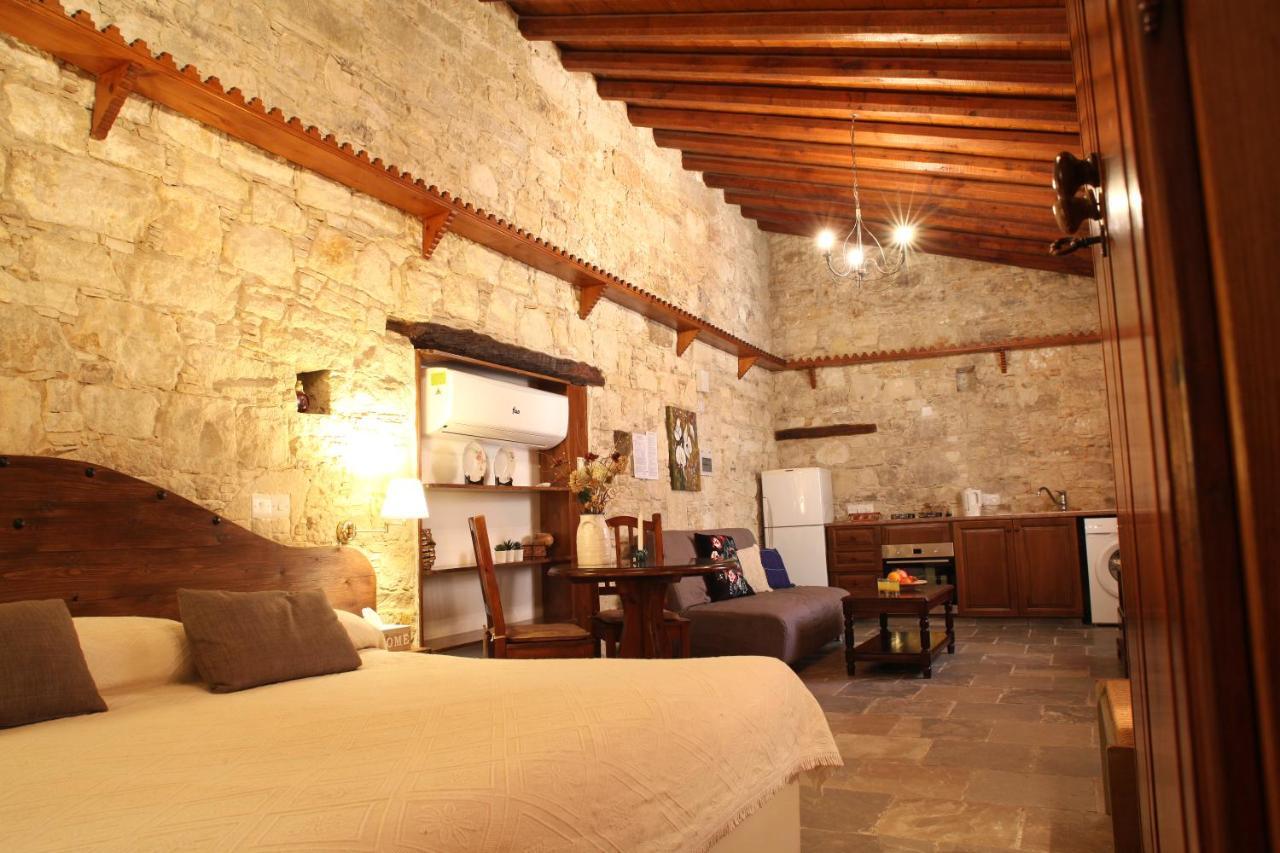 Agrovino Lofou Hotel Luaran gambar