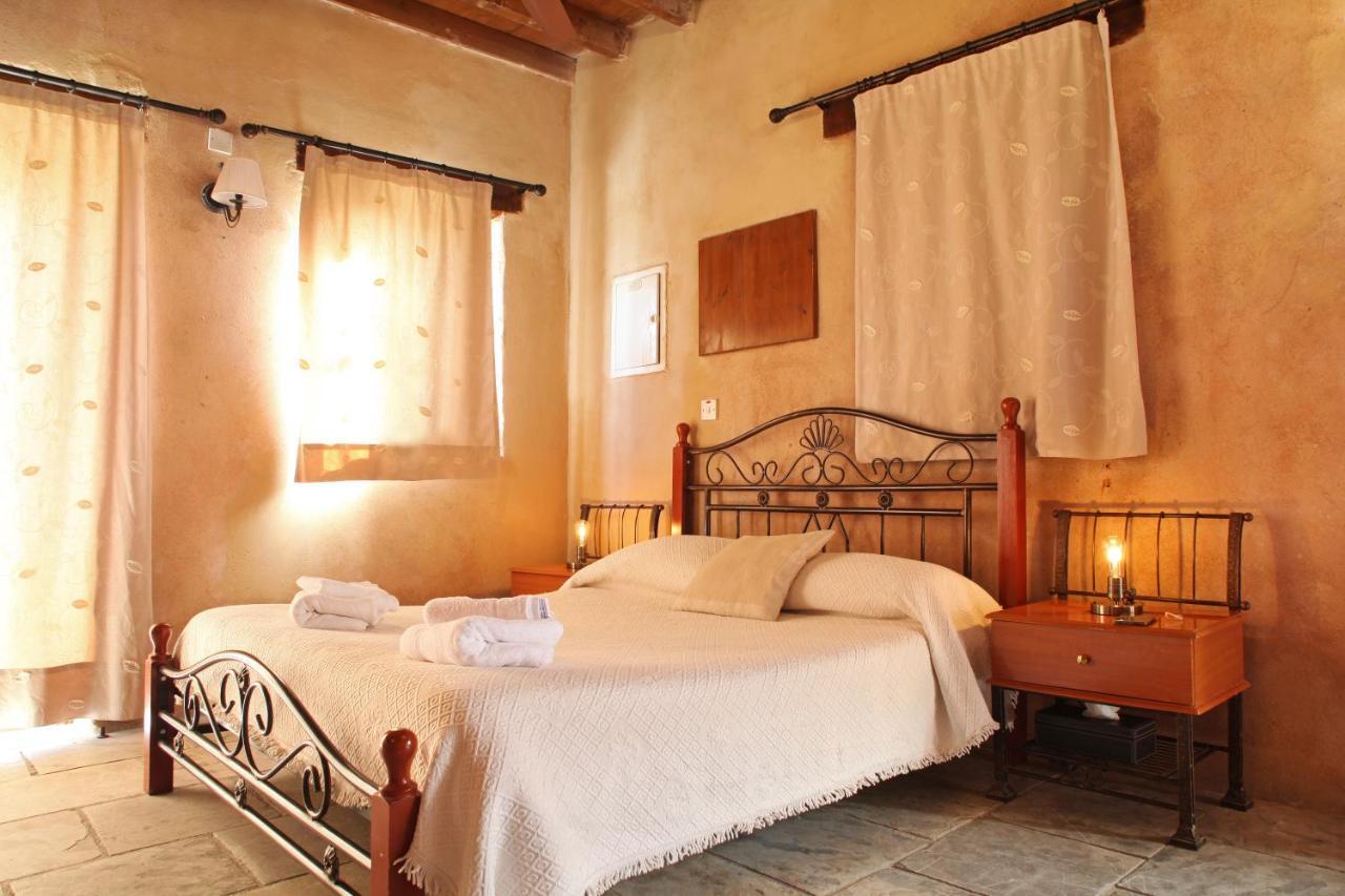 Agrovino Lofou Hotel Luaran gambar